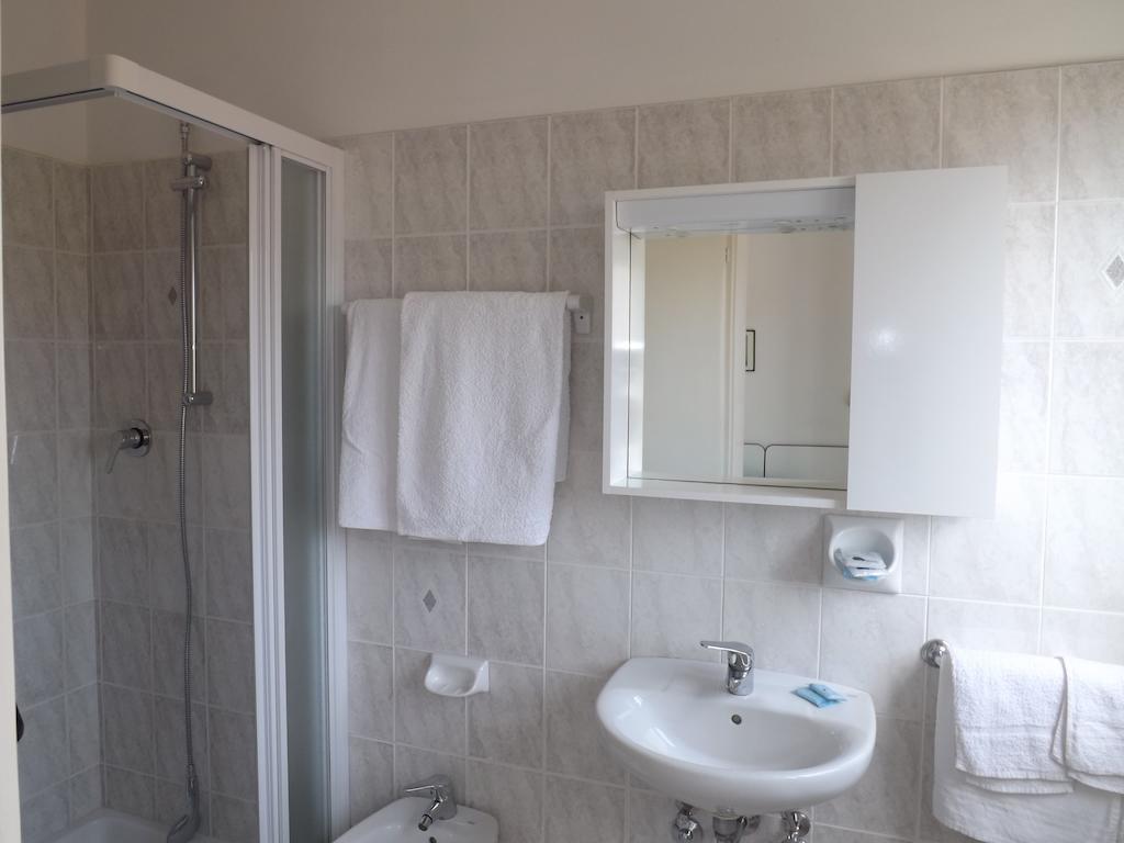 Hotel Villa Domiziana Rimini Pokoj fotografie
