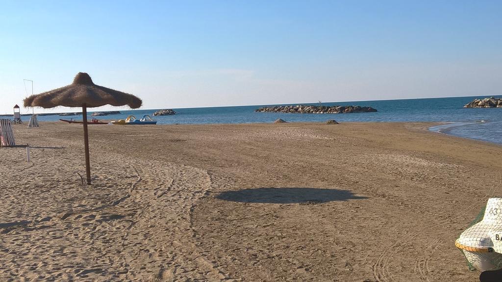 Hotel Villa Domiziana Rimini Exteriér fotografie